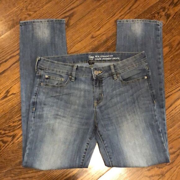 GAP Women’s Medium - Light Wash REAL STRAIGHT Denim Low Rise Jeans Sz 8/29 - Picture 1 of 8